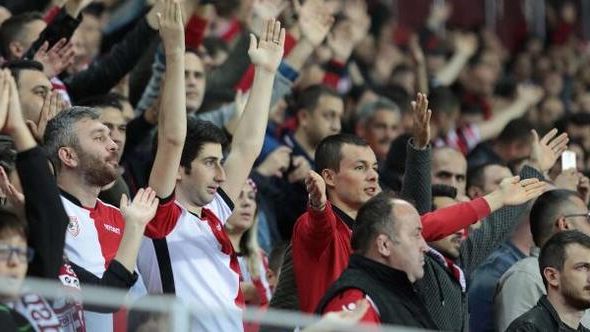 Yılport Samsunspor Taraftarı Kutlamalara Çoktan Başladı