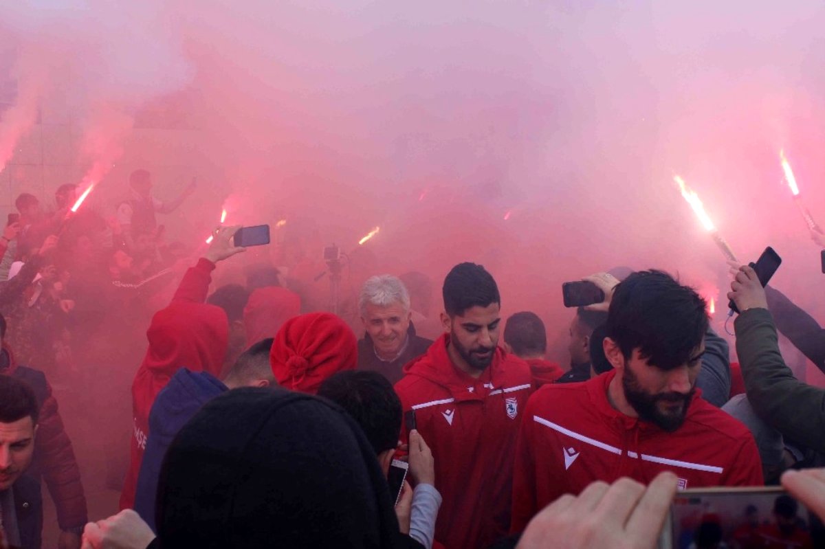 Yılport Samsunspor Takımına Meşaleli Karşılaşama