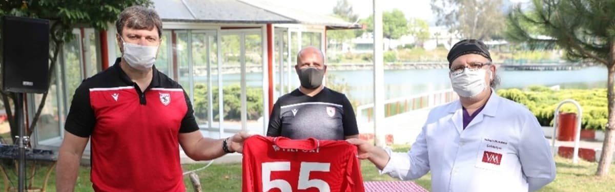 Samsunsporlu Futbolculara Kovid-19 Semineri